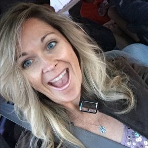 Meet your Posher, Dawn